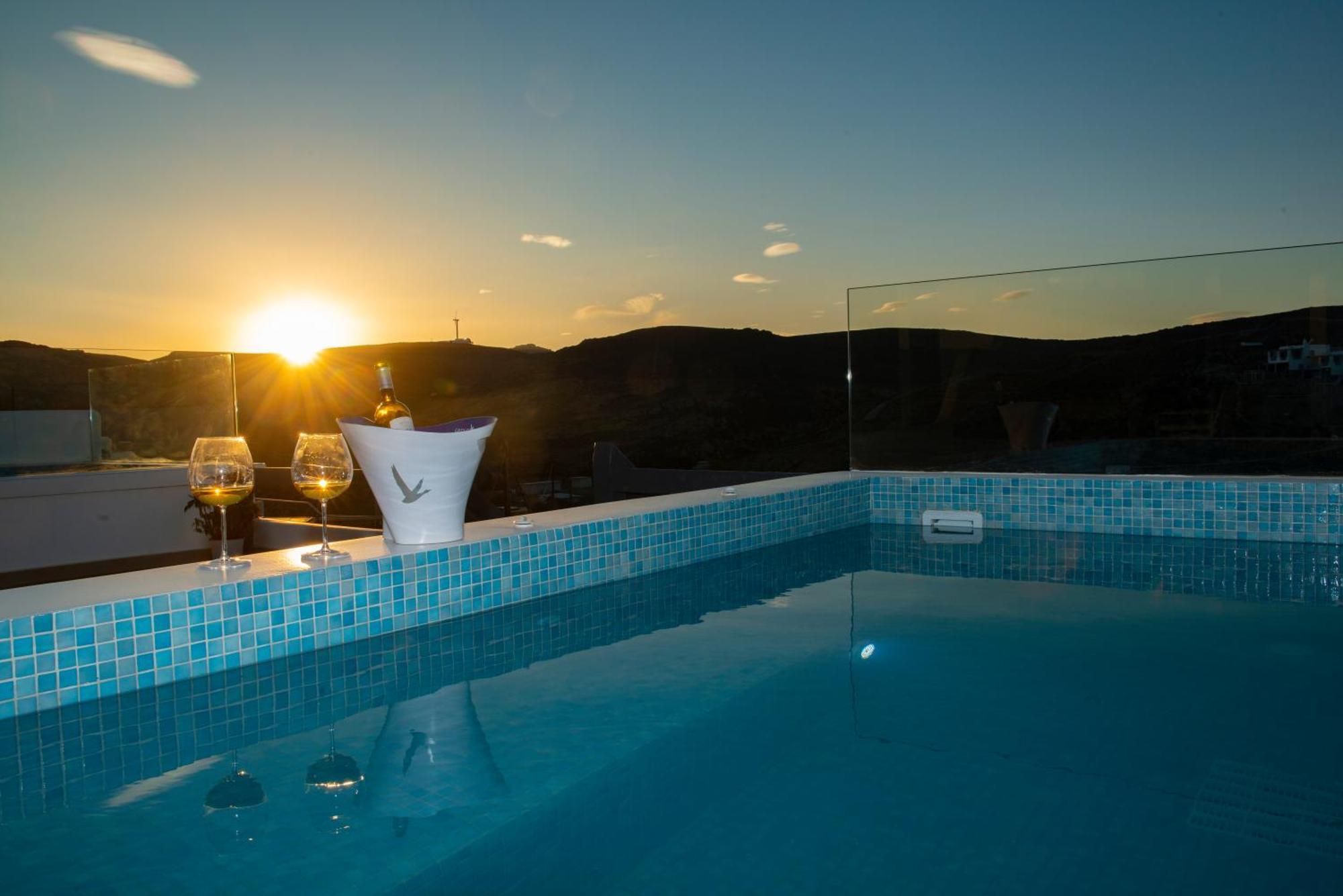 Myrsini'S Luxury Suites Merchia Mykonos Town Zewnętrze zdjęcie